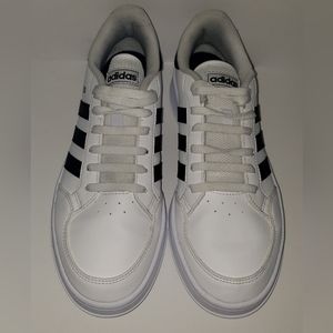 Mens Adidas Shoes LIKE NEW! Size 8.5